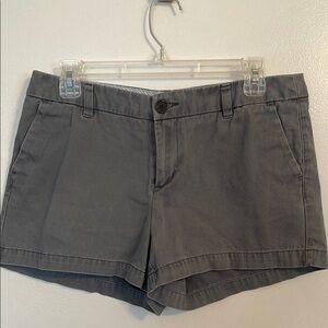 Merona Women’s Classic Gray Shorts (size 8)